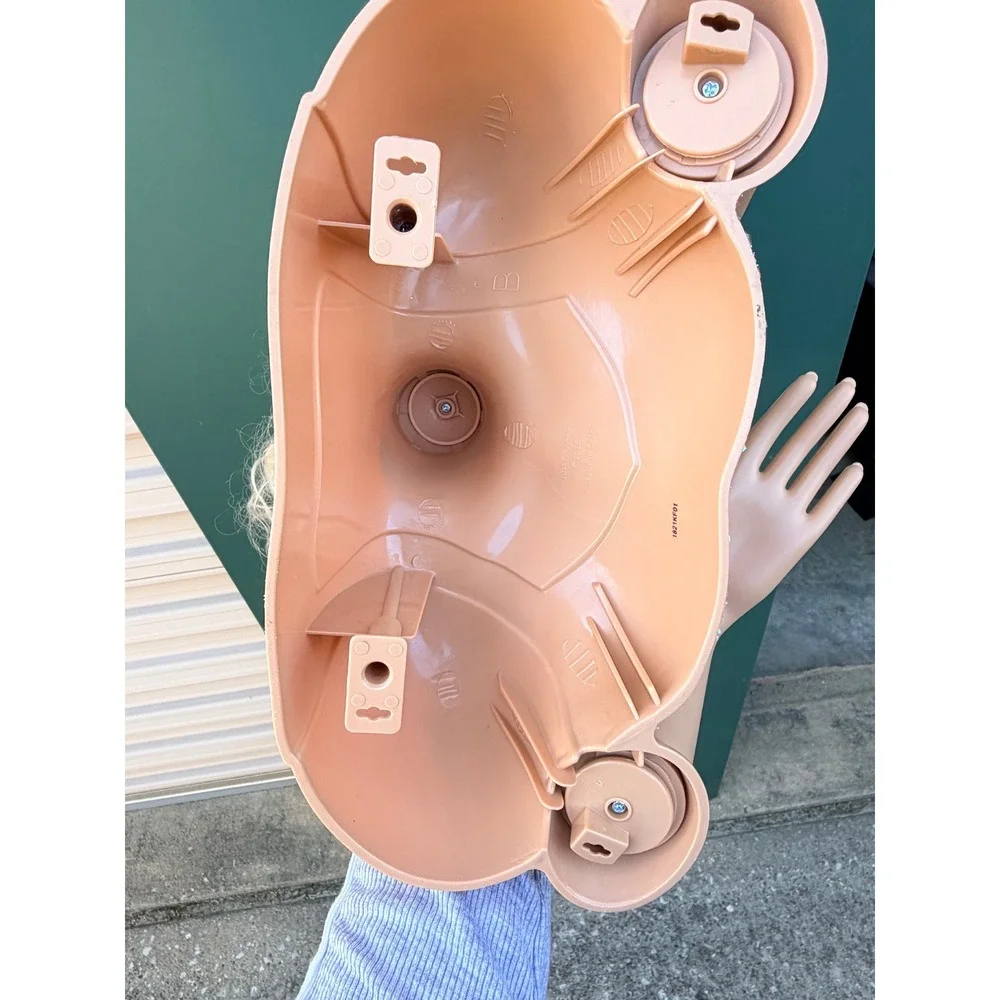 Mattel Barbie Styling Head Blonde‎ Pink Hair Manicure Hands Just Play 1821KF01